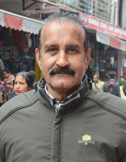 सदन दुकानदार। संवाद