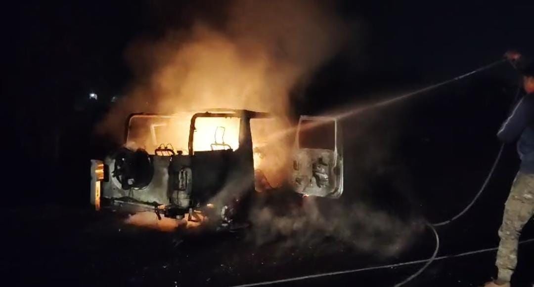 THAR SUV बनी आग का गोला