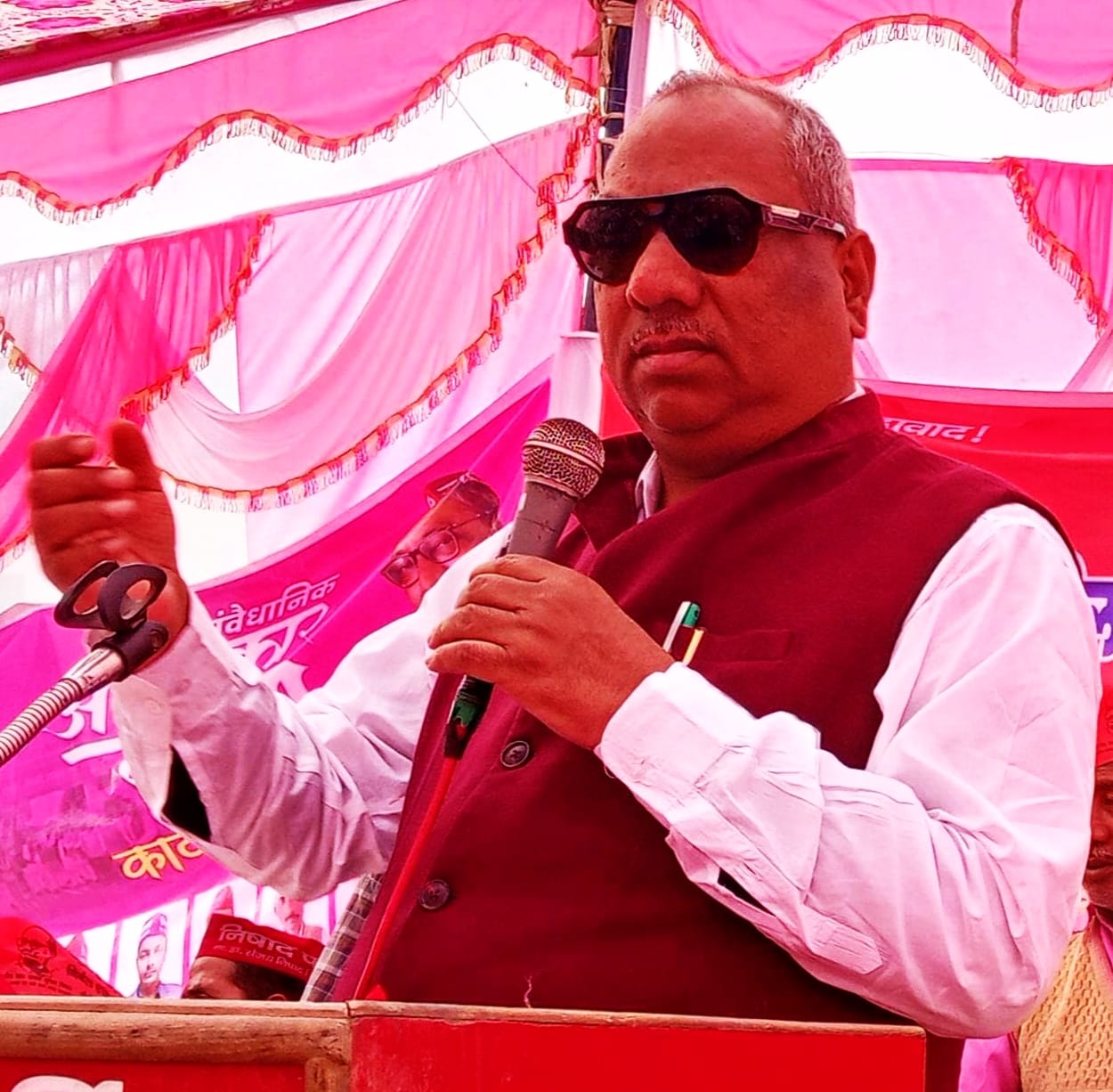 जलालाबाद में संवैधानिक अधिकार रथ यात्रा के दौरान हुई सभा में मौजूद कार्यकर्ता। संवाद