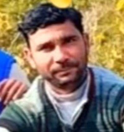 ग्राम शरह बघौली में पैट्रोल पम्प के पास खड़ी हादसे में क्षतिग्रस्त बुलैरो गाड़ी। संवाद