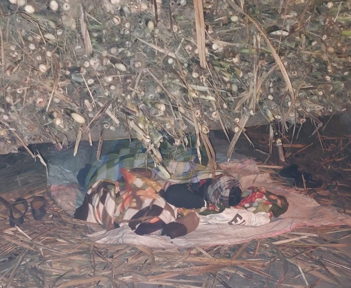 बाबूराम। बाबूराम।