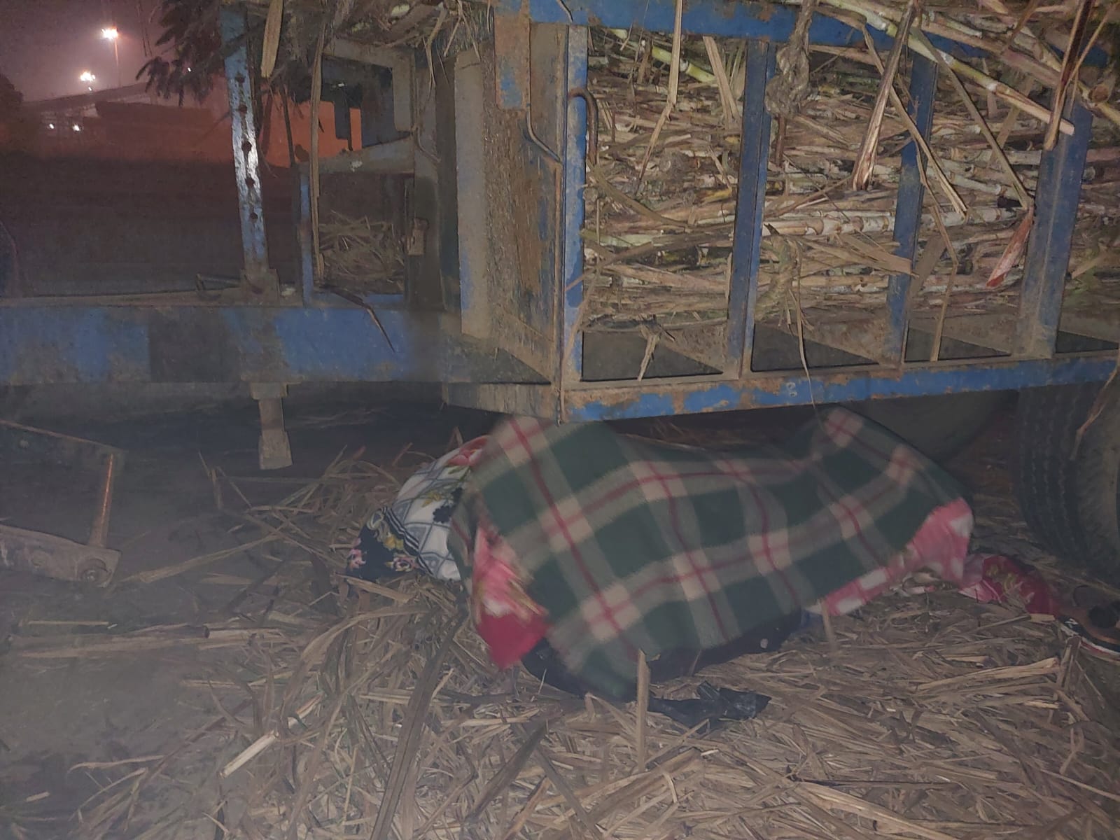 बाबूराम। बाबूराम।