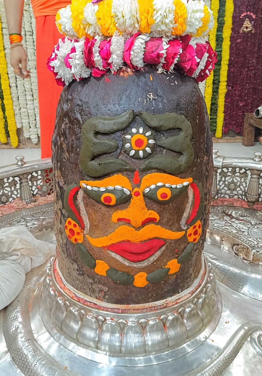 महाकाल की भस्म आरती....भांग से श्रृंगार के बाद बाबा महाकाल ने रमाई भस्म, जानिए भक्तों के लिए अब