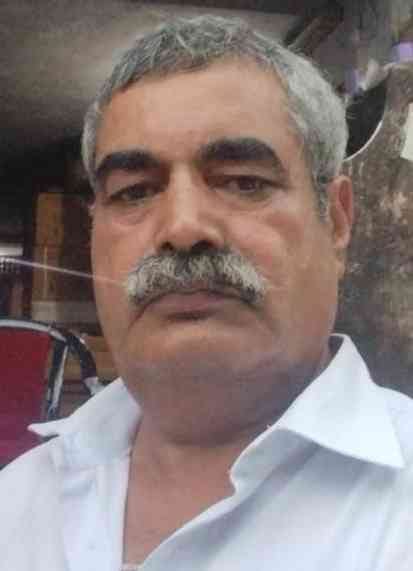 11सीटीके02 : किला रोड बाजार के सामने बने सार्वजनिक शौचालय के बाहर लगी महिलाओं की लाइन। 11सीटीके02 : किला रोड बाजार के सामने बने सार्वजनिक शौचालय के बाहर लगी महिलाओं की लाइन।