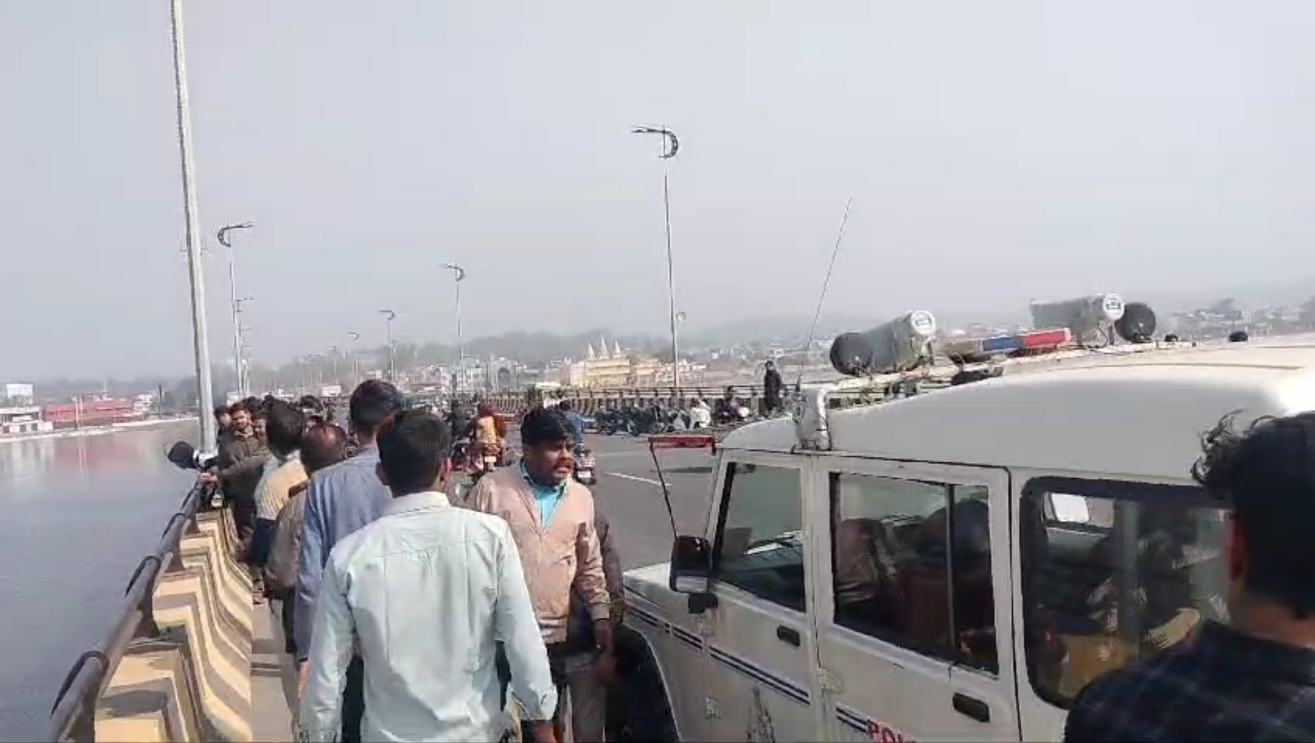 आत्महत्या