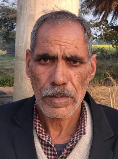 बिसौली क्षेत्र में सोत नदी के पुल के नीचे से होकर गुजरते दो पहिया वाहन चालक। संवाद बिसौली क्षेत्र में सोत नदी के पुल के नीचे से होकर गुजरते दो पहिया वाहन चालक। संवाद