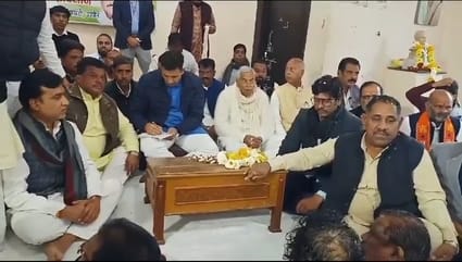 उज्जैन में शराबबंदी को लेकर बोले जीतू पटवारी - अभी जो पैसा सरकार की जेब मे जाता है अब वह नेताजी उज्जैन में शराबबंदी को लेकर बोले जीतू पटवारी - अभी जो पैसा सरकार की जेब मे जाता है अब वह नेताजी