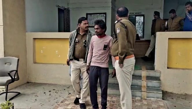 आरोपी गिरफ्तार आरोपी गिरफ्तार