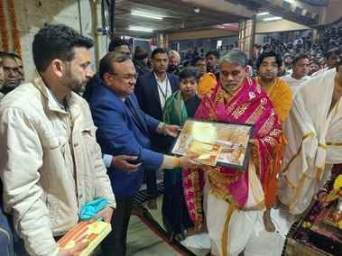 चतुर्थी के विशेष संयोग पर श्री गणेश के स्वरूप मे श्रृंगारित हुए बाबा महाकाल, भस्म आरती मे  गूंज