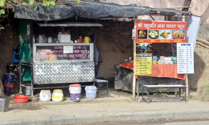 ओम, ढ़ाबा संचालक। संवाद ओम, ढ़ाबा संचालक। संवाद