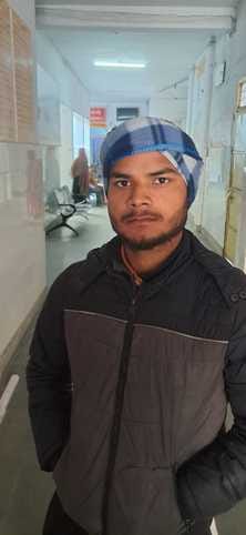 सामुदायिक स्वास्थ्य केंद्र बीसलपुर में मरीज देखते चिकित्सक।संवाद सामुदायिक स्वास्थ्य केंद्र बीसलपुर में मरीज देखते चिकित्सक।संवाद