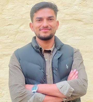 गांव भिरड़ाना के स्कूल में मिशन एजुकेशन के तहत युवाओं को प्रतियोगी परीक्षाओं की तैयारी करवाते गांव भिरड़ाना के स्कूल में मिशन एजुकेशन के तहत युवाओं को प्रतियोगी परीक्षाओं की तैयारी करवाते