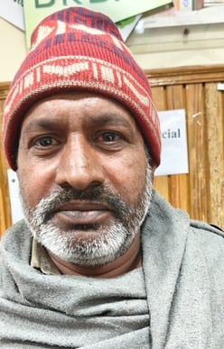 24सीटीके29 : स्क्रीन पर ड्रा के बाद अपना नाम देखती महिलाएं व युवक। अमर उजाला 24सीटीके29 : स्क्रीन पर ड्रा के बाद अपना नाम देखती महिलाएं व युवक। अमर उजाला