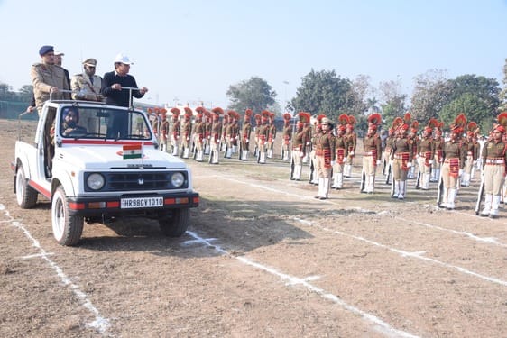 अंबाला सिटी की पुलिस लाइन में फुल ड्रेस रिहर्सल में शामिल हुए छात्र। विभाग। अंबाला सिटी की पुलिस लाइन में फुल ड्रेस रिहर्सल में शामिल हुए छात्र। विभाग।