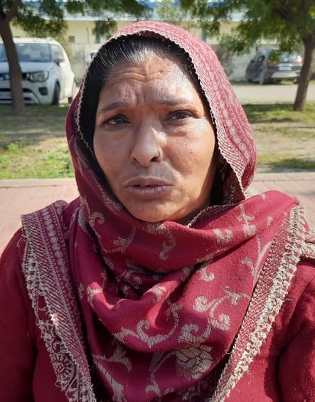 फोटो 19: अंकित फोटो 19: अंकित
