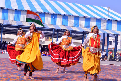 पिहोवा। परेड का निरीक्षण करते हरियाणा अनुसूचित जाति आयोग के चेयरमैन रविंद्र बलियाल। विज्ञप्ति पिहोवा। परेड का निरीक्षण करते हरियाणा अनुसूचित जाति आयोग के चेयरमैन रविंद्र बलियाल। विज्ञप्ति