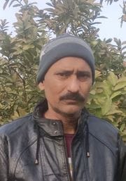 आंबेडकर पार्क के पास सवारियां भरते ऑटो चालक। संवाद आंबेडकर पार्क के पास सवारियां भरते ऑटो चालक। संवाद