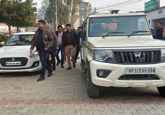 रिश्वत लेने का आरोपी हेड कांस्टेबल मनोज भार्गव।