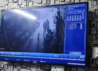अंबाला छावनी के शास्त्री कॉलोनी में जीआरपी प्रभारी के आवास परखंगाला गया सामान। संवाद