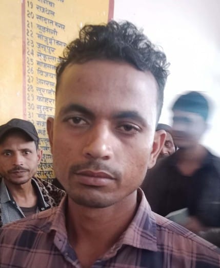 फरियादी दीपक गुप्ता। संवाद