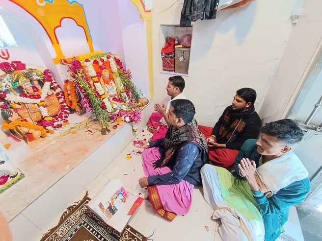 श्री महाकालेश्वर मंदिर में वसंत पंचमी उत्सव मनाया, छात्रों ने किया श्रीमद्भगवद्गीता कठस्थ गीता 