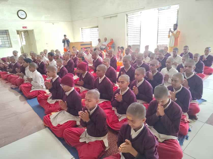 श्री महाकालेश्वर मंदिर में वसंत पंचमी उत्सव मनाया, छात्रों ने किया श्रीमद्भगवद्गीता कठस्थ गीता 