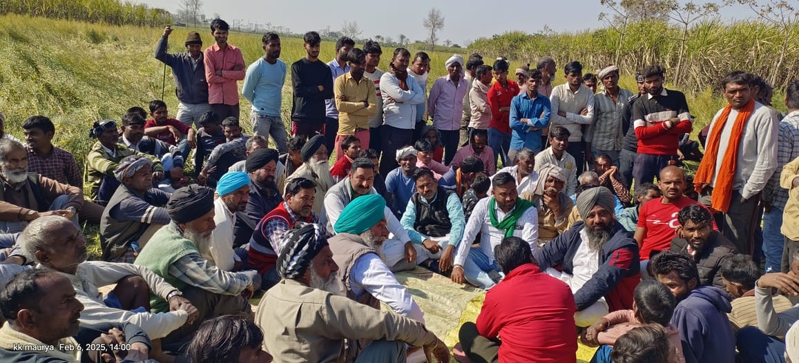 खेत में लगा पिंजरा। संवाद खेत में लगा पिंजरा। संवाद
