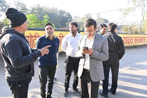 सिंहस्थ की तैयारी....कलेक्टर ने श्री महाकाल मंदिर, पेशवाई मार्ग के साथ देखे रुद्र सागर सेतु के सिंहस्थ की तैयारी....कलेक्टर ने श्री महाकाल मंदिर, पेशवाई मार्ग के साथ देखे रुद्र सागर सेतु के