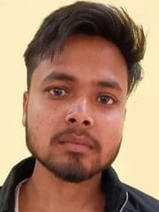 वजीरगंज ब्लाक में रोजगार मेले में आवेदन करते युवा। संवाद