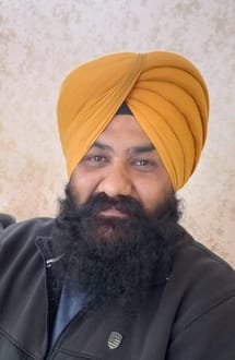 वार्ड नंबर दो में गंदे पानी की निकासी को लेकर दुकानदार द्वारा किया गया अस्थाई प्रबंध। संवाद वार्ड नंबर दो में गंदे पानी की निकासी को लेकर दुकानदार द्वारा किया गया अस्थाई प्रबंध। संवाद