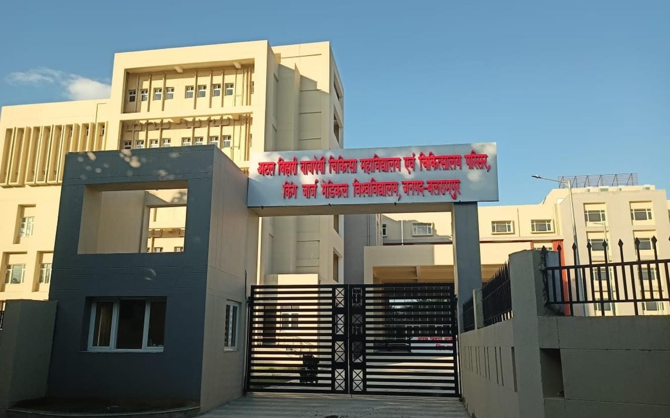 बलरामपुर के हरैया नरायनपुर मार्ग, जिसका कराया जाएगा चौड़ीकरण।-संवाद बलरामपुर के हरैया नरायनपुर मार्ग, जिसका कराया जाएगा चौड़ीकरण।-संवाद