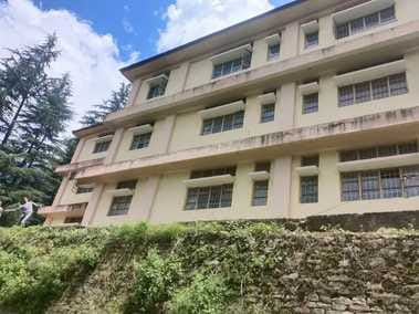 पिछले साल पुजारली चार  स्कूल में पकड़ी गई नकल की खबर