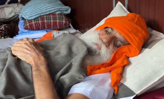 11जेएनडी50: रतनपुरा किसान मोर्चे पर आयोजित महापंचायत में मौजूद  किसान। किसान