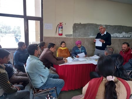 चुनाव को लेकर पूर्व राज्य मंत्री असीम गोयल व भाजपा जिला अध्यक्ष मनदीप राणा मंडल अध्यक्ष सहित पा चुनाव को लेकर पूर्व राज्य मंत्री असीम गोयल व भाजपा जिला अध्यक्ष मनदीप राणा मंडल अध्यक्ष सहित पा
