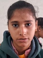 जीजीआईसी में होम साइंस की प्रयोगात्मक परीक्षा देतीं परीक्षार्थी। संवाद जीजीआईसी में होम साइंस की प्रयोगात्मक परीक्षा देतीं परीक्षार्थी। संवाद