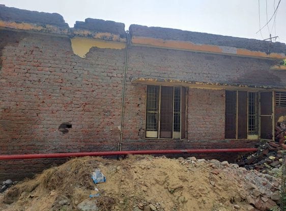 जिला अस्पताल में बन रही लैब का अधूरा पड़ा कार्य। संवाद