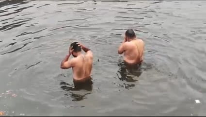 माघी पूर्णिमा पर शिप्रा में लगी आस्था की डुबकी, आज सैकड़ो स्थान पर गाड़ा जाएगा होली का डांडा माघी पूर्णिमा पर शिप्रा में लगी आस्था की डुबकी, आज सैकड़ो स्थान पर गाड़ा जाएगा होली का डांडा