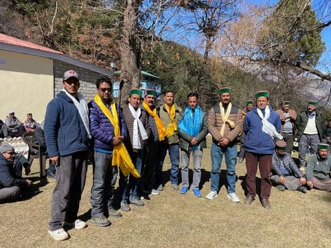 दी कल्पा बहुउद्देशीय सहकारी सभा समिति की नई कार्यकारिणी के पदाधिकारी और सदस्य। संवाद दी कल्पा बहुउद्देशीय सहकारी सभा समिति की नई कार्यकारिणी के पदाधिकारी और सदस्य। संवाद