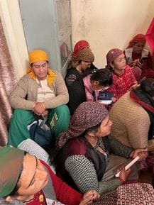 ठियोग में आक्रोश रैली के दौरान उमड़ी भीड़ ठियोग में आक्रोश रैली के दौरान उमड़ी भीड़