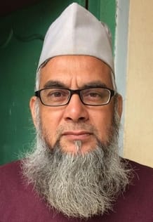 सजाया गया गुटय्याबाग स्थित कब्रिस्तान। संवाद सजाया गया गुटय्याबाग स्थित कब्रिस्तान। संवाद