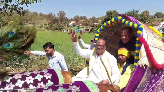 ग्रामीण होम स्टे का उद्घाटन, केंद्रीय मंत्री बैलगाड़ी से पहुंचे बांचा गांव