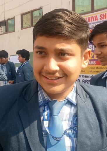 फोटो 12- पेपर अच्छा होने की खुशी....सोनीपत के ईदगाह रोड स्थित मालवीय शिक्षा सदन स्कूल में बनाए फोटो 12- पेपर अच्छा होने की खुशी....सोनीपत के ईदगाह रोड स्थित मालवीय शिक्षा सदन स्कूल में बनाए