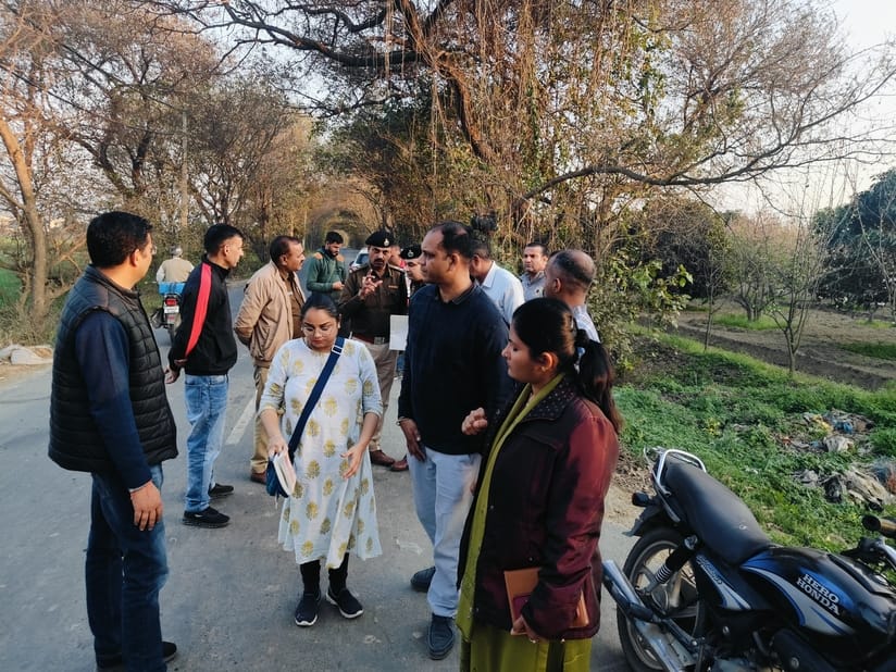 लाडवा। मुठभेड़ स्थल से बरामद पिस्टल। लाडवा। मुठभेड़ स्थल से बरामद पिस्टल।