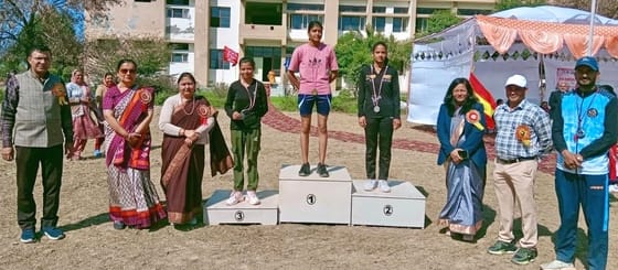 16जेएनडी14- सरला मैमोरियल राजकीय कन्या महाविद्यालय में आयोजित खेल प्रतियोगिता में भाग लेते हुए 16जेएनडी14- सरला मैमोरियल राजकीय कन्या महाविद्यालय में आयोजित खेल प्रतियोगिता में भाग लेते हुए