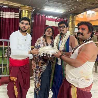 मस्तक पर मोर पंख लगाया फिर खोला तीसरा नेत्र आज भस्म आरती मे कुछ ऐसे श्रृंगारित हुए बाबा महाकाल