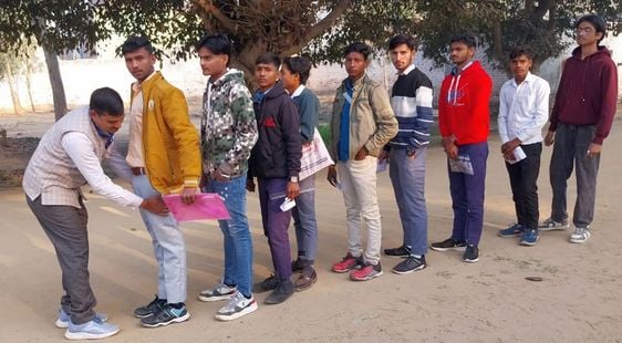 रोहित, छात्र रोहित, छात्र