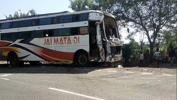 सड़क हादसा सड़क हादसा