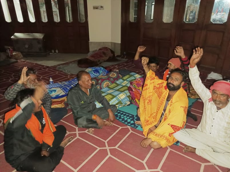 इकरार अहमद..... महाशिवरात्रि पर सजा बाबा औघड़ नाथ मंदिर।