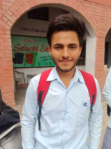 27सीटीके14...सचिन, बारहवीं कक्षा छात्र।