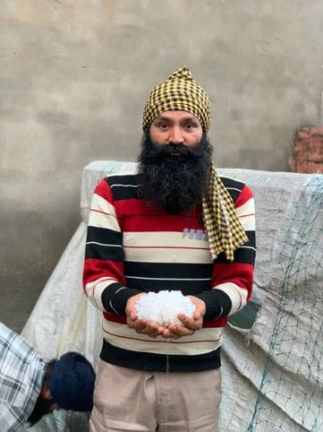 गांव माजरी में बारिश के साथ हुई ओलावृष्टि। गांव माजरी में बारिश के साथ हुई ओलावृष्टि।